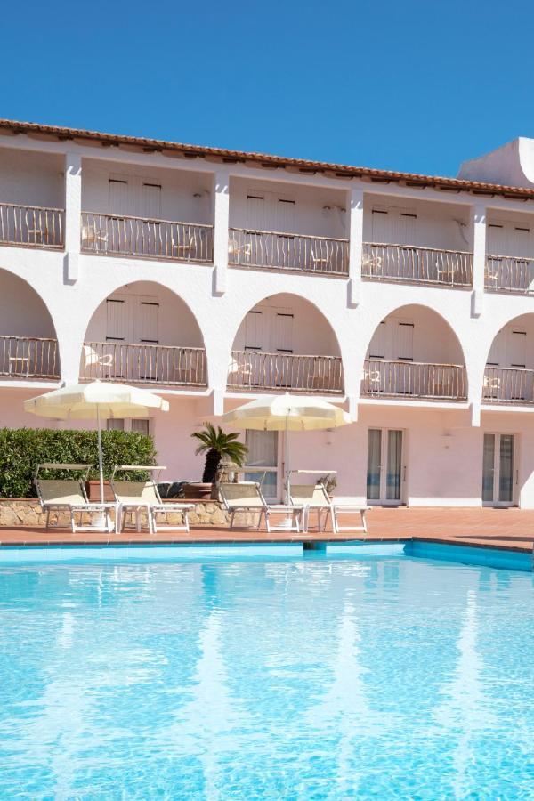 Club Hotel Cormorano Baja Sardinia Exterior foto