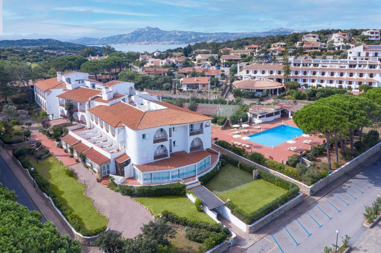 Club Hotel Cormorano Baja Sardinia Exterior foto