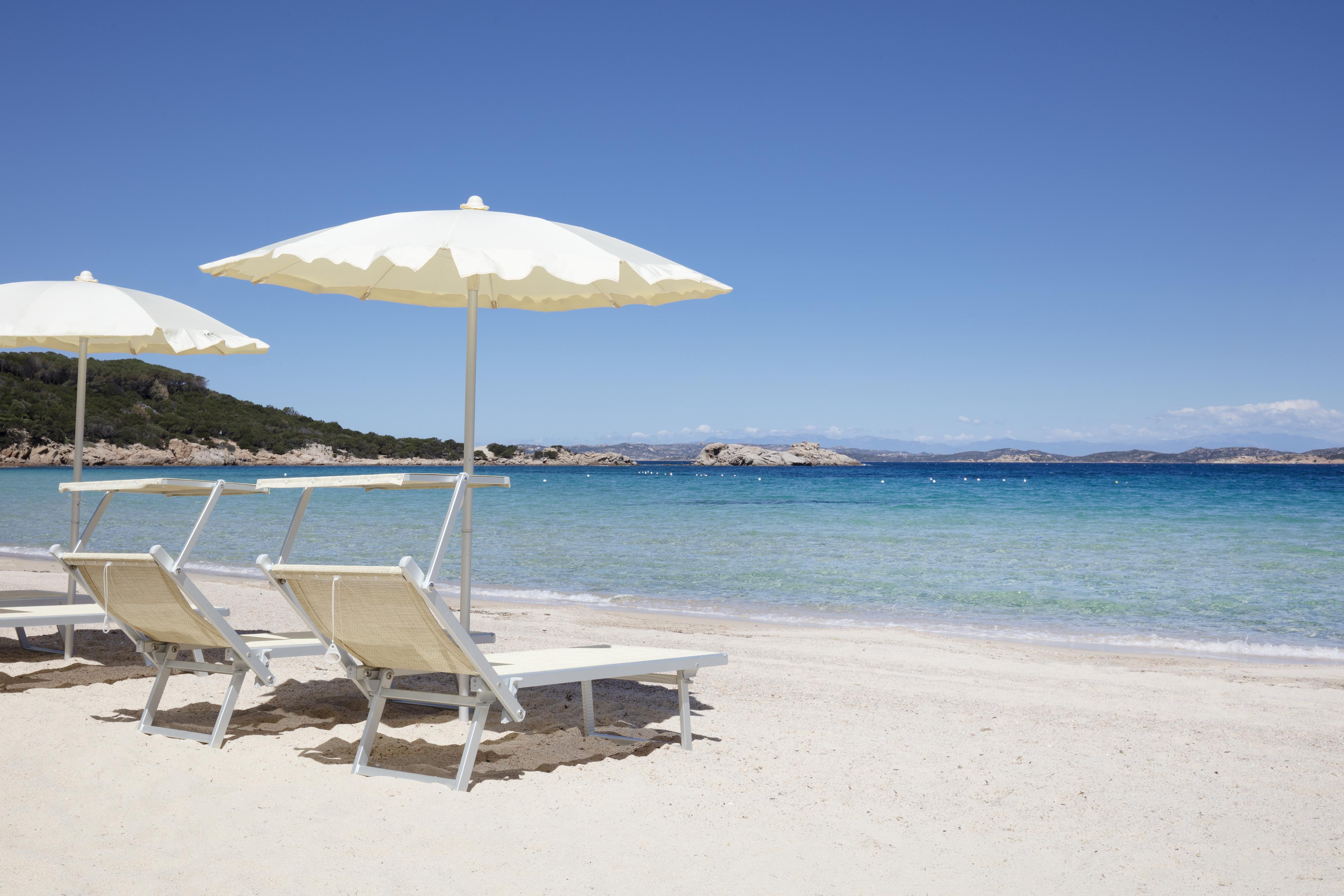 Club Hotel Cormorano Baja Sardinia Exterior foto