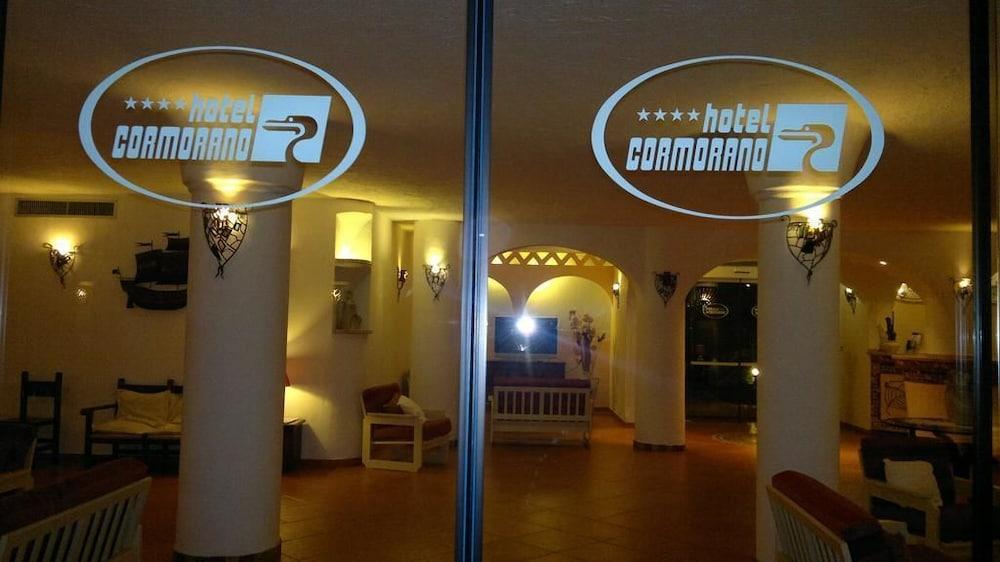 Club Hotel Cormorano Baja Sardinia Exterior foto