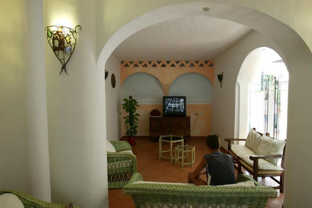Club Hotel Cormorano Baja Sardinia Exterior foto