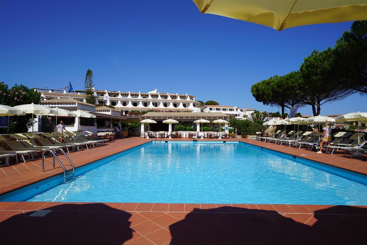 Club Hotel Cormorano Baja Sardinia Exterior foto