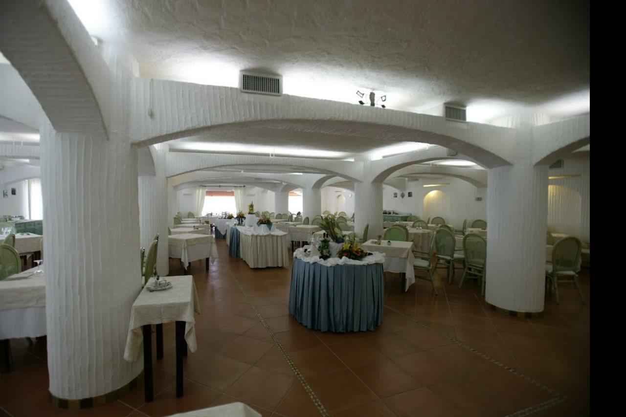 Club Hotel Cormorano Baja Sardinia Exterior foto